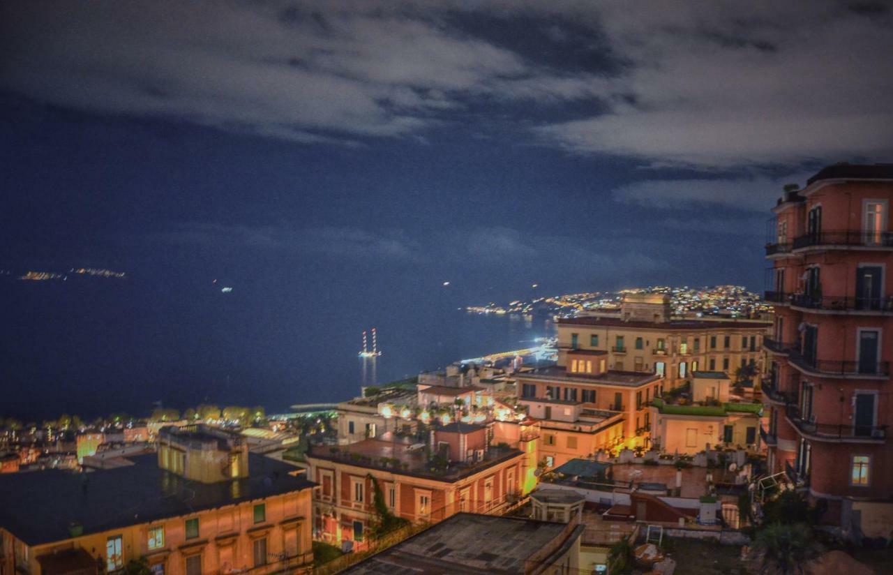 Appartamento Panoramico "Il Glicine" Naples Exterior photo