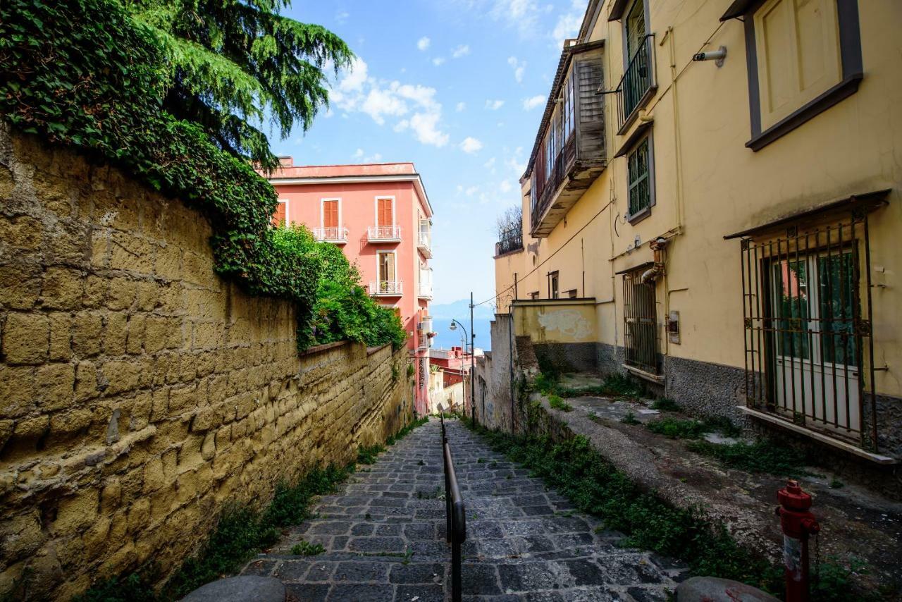 Appartamento Panoramico "Il Glicine" Naples Exterior photo