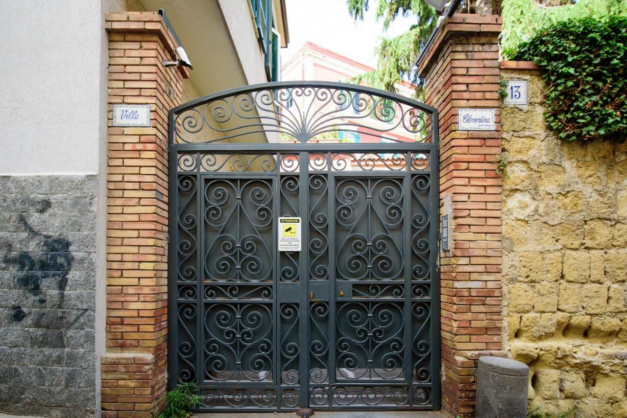 Appartamento Panoramico "Il Glicine" Naples Exterior photo