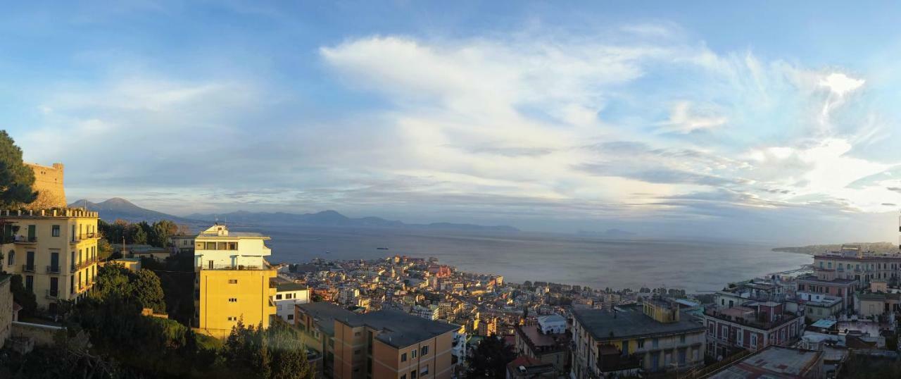 Appartamento Panoramico "Il Glicine" Naples Exterior photo