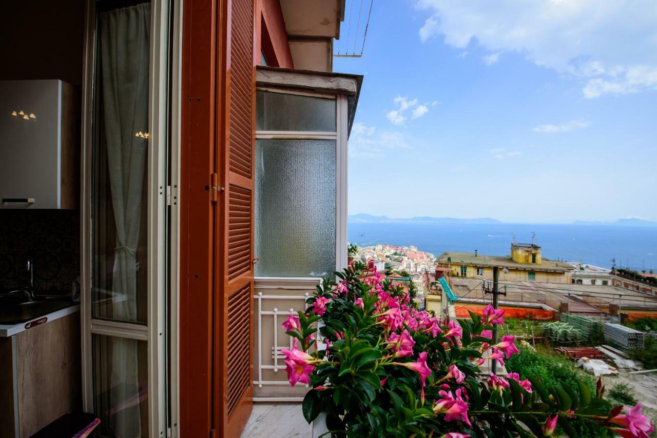 Appartamento Panoramico "Il Glicine" Naples Exterior photo